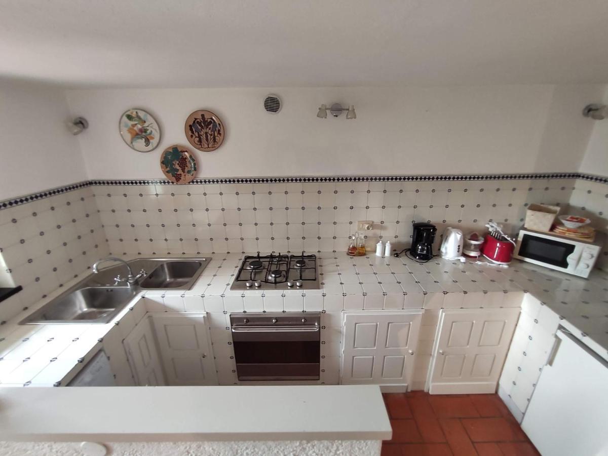 Independent Apartment With A Fabulous Patio - Casa Penny Cisano sul Neva Luaran gambar