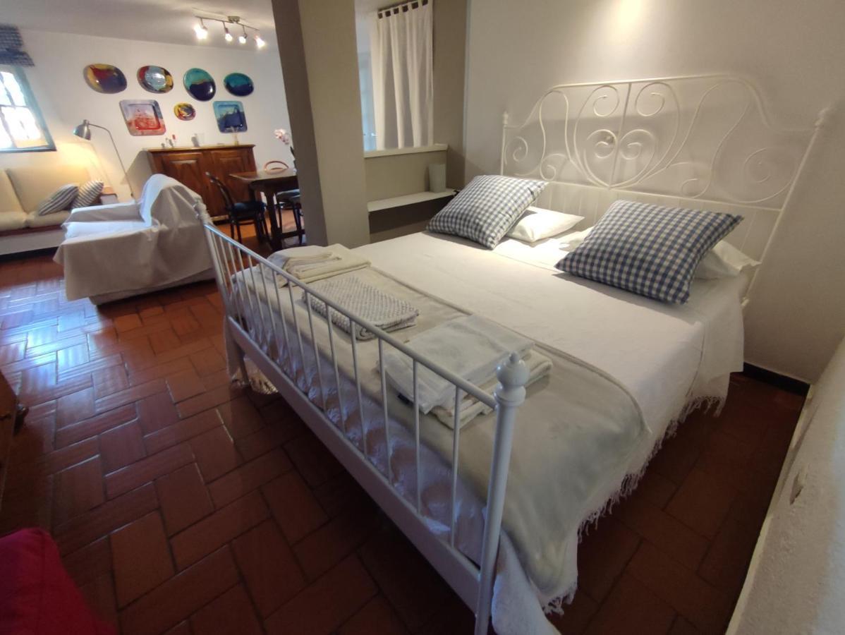 Independent Apartment With A Fabulous Patio - Casa Penny Cisano sul Neva Luaran gambar